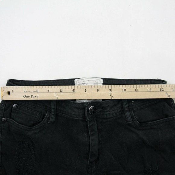 Soho Babe Womens Slim Straight Jeans Black Distressed Denim Low Rise Size 9 - Picture 4 of 9